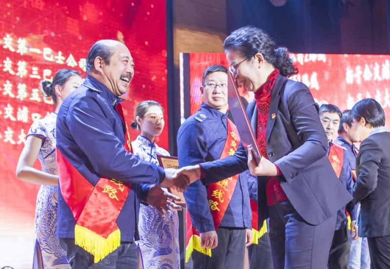 1548405740351174.jpg ff91bfba430ab27fe4f67c7541bf82c.jpg