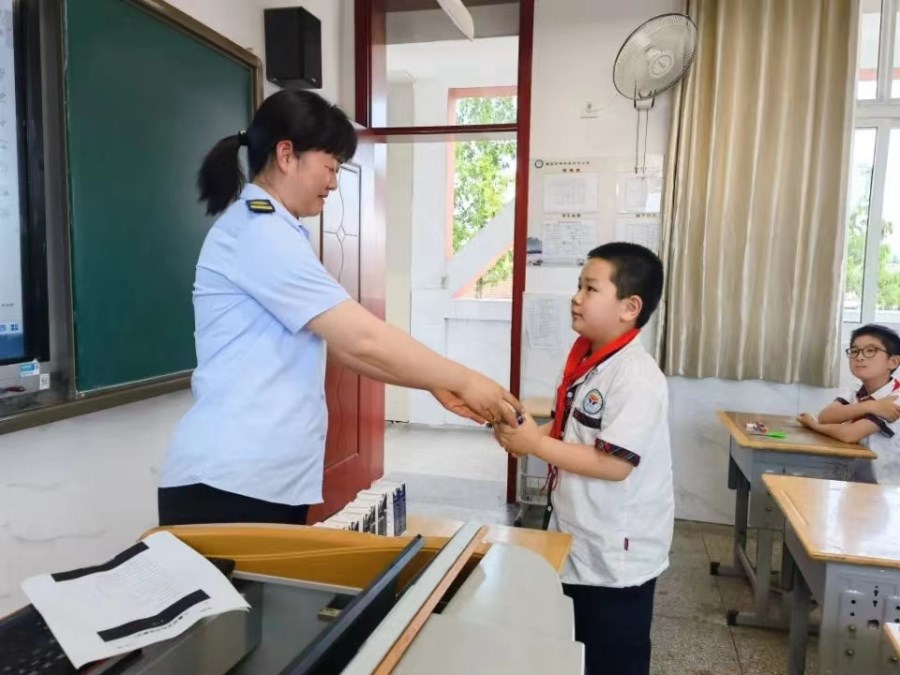 8a7600d9504f8bc724d9639b6f1cf66.jpg 8a7600d9504f8bc724d9639b6f1cf66.jpg