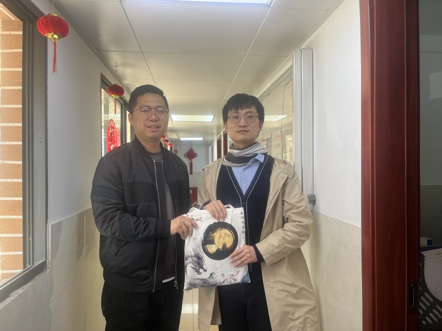 31路时博shibo(中国)司机妥善保管失物，获市民表扬.jpg